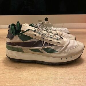 Reebok Women’s Green and Cream Athletic Shoes